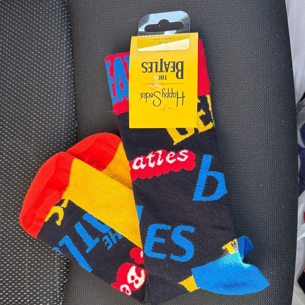 The Beatles Vibrant Graphic Socks by Happy Socks nwt